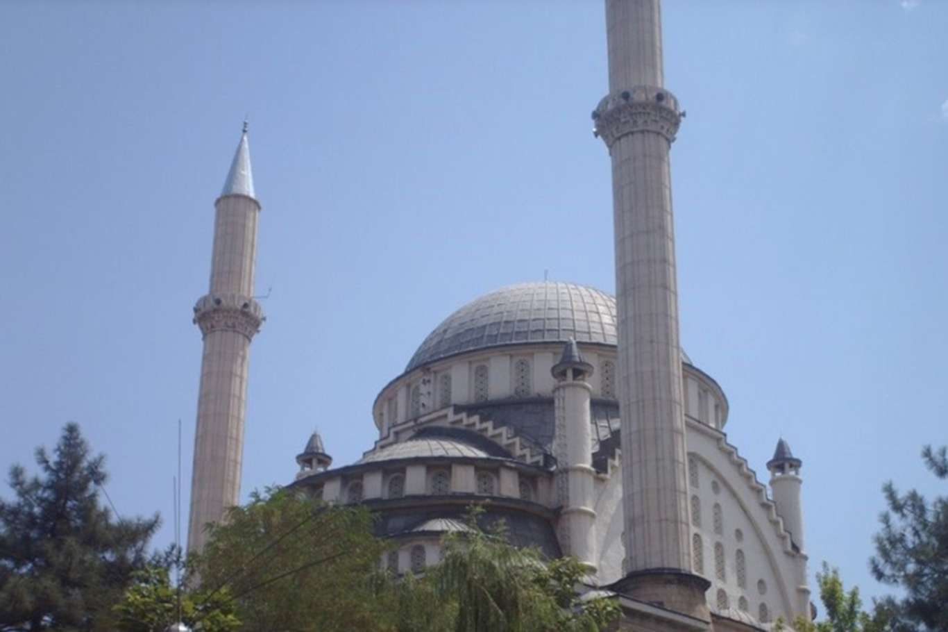 Bingöl ili ve ilçeleri için bayram namazı vakitleri belirlendi Bingöl ili ve ilçeleri için bayram namazı vakitleri belirlendi